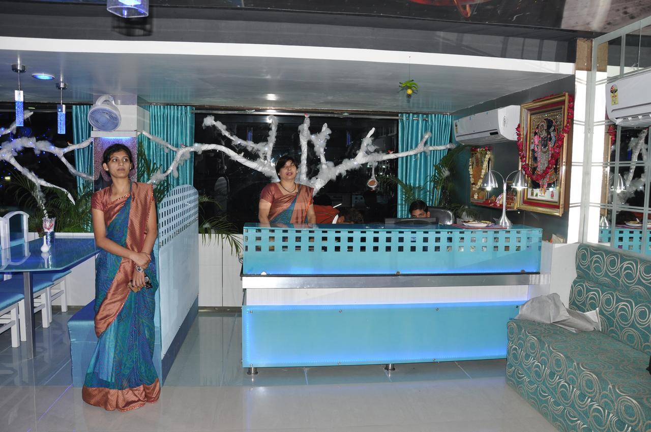 Hotel The Uday Regency Kota  Esterno foto