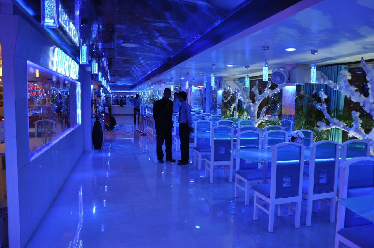Hotel The Uday Regency Kota  Esterno foto